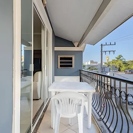 Apartamento a 190m da Praia de bombinhas - 202-3